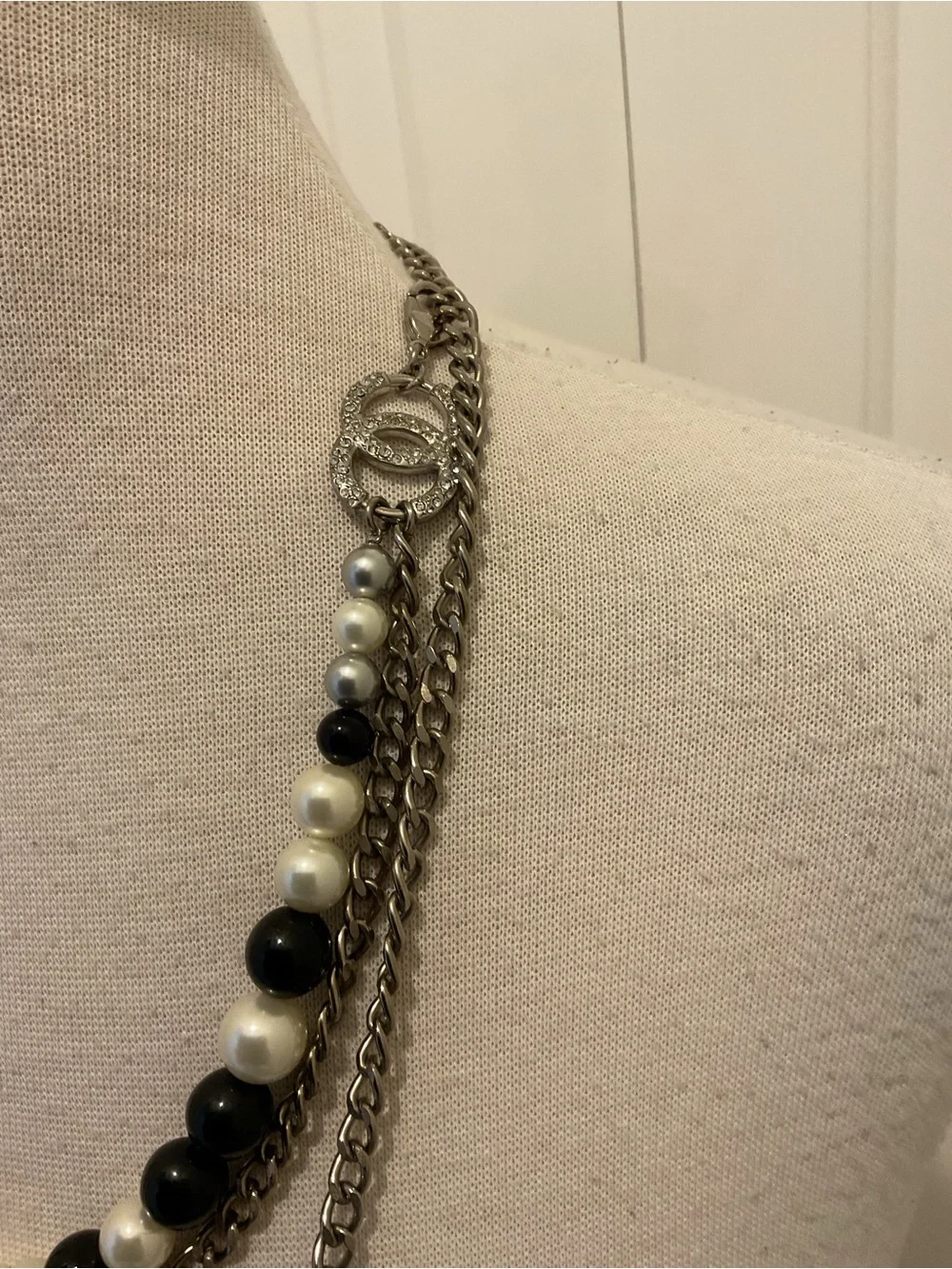 Chanel Beaded Marble Flower Belt Necklace Vintage